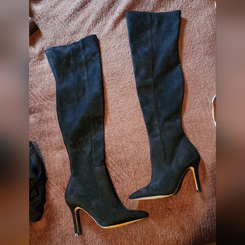 NWOB Aldo Over-the-knee Black Suade Heeled Boots